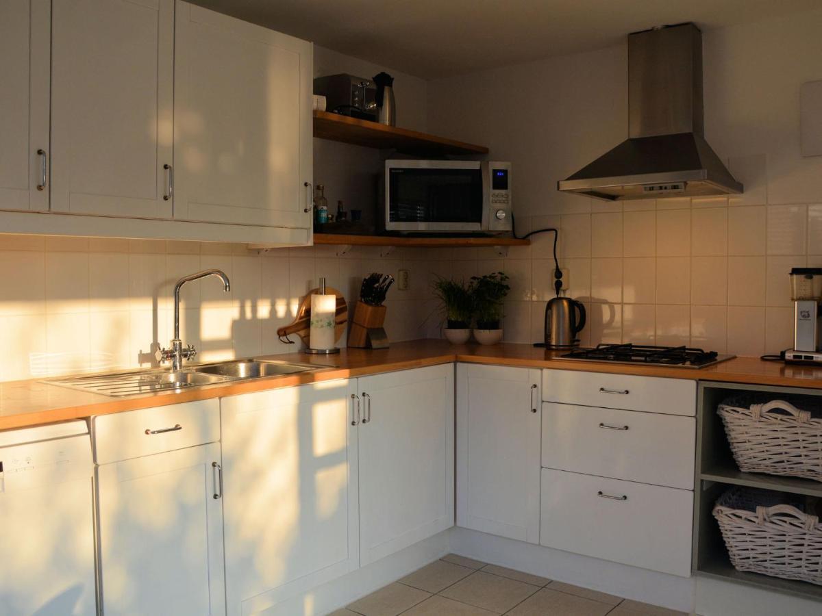 Cosy Holiday Home In Noordwijkerhout Near Lake Esterno foto