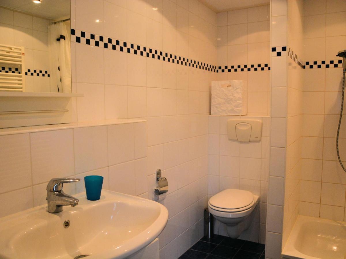 Cosy Holiday Home In Noordwijkerhout Near Lake Esterno foto
